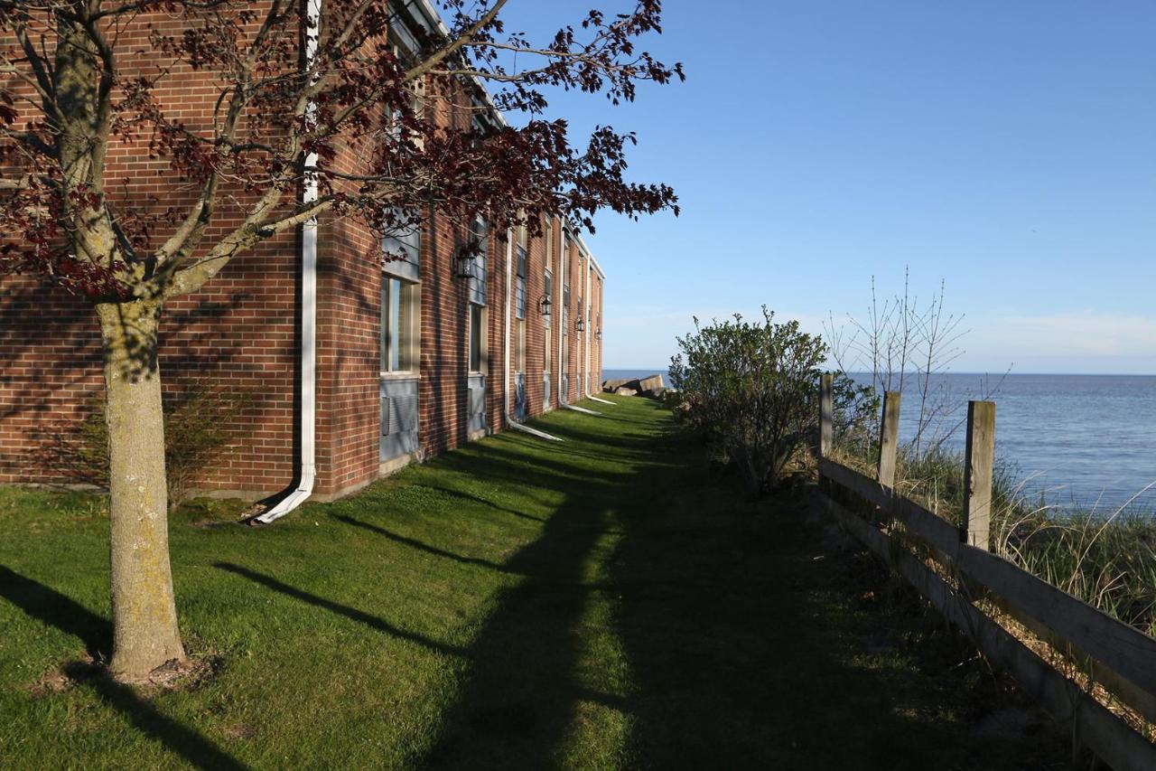 Lighthouse Inn - Two Rivers Buitenkant foto