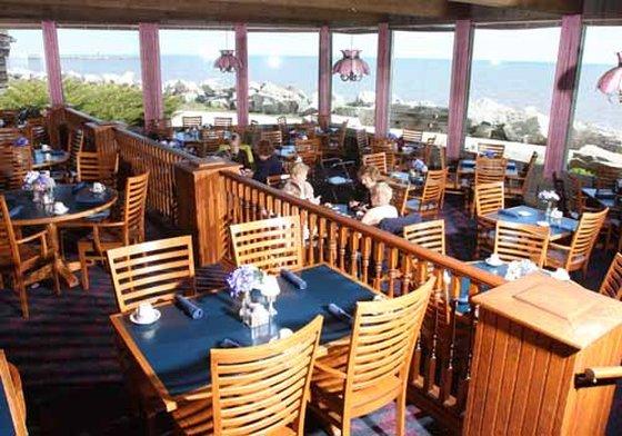 Lighthouse Inn - Two Rivers Restaurant foto