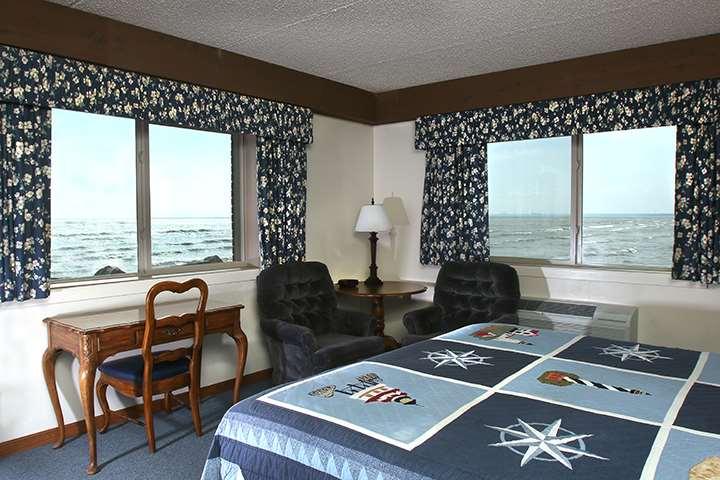 Lighthouse Inn - Two Rivers Buitenkant foto